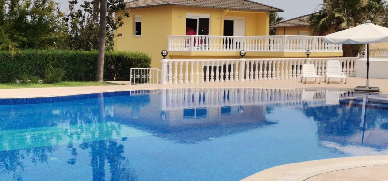 Вилла в Конаклы, Турция, 200 м² - фото 1