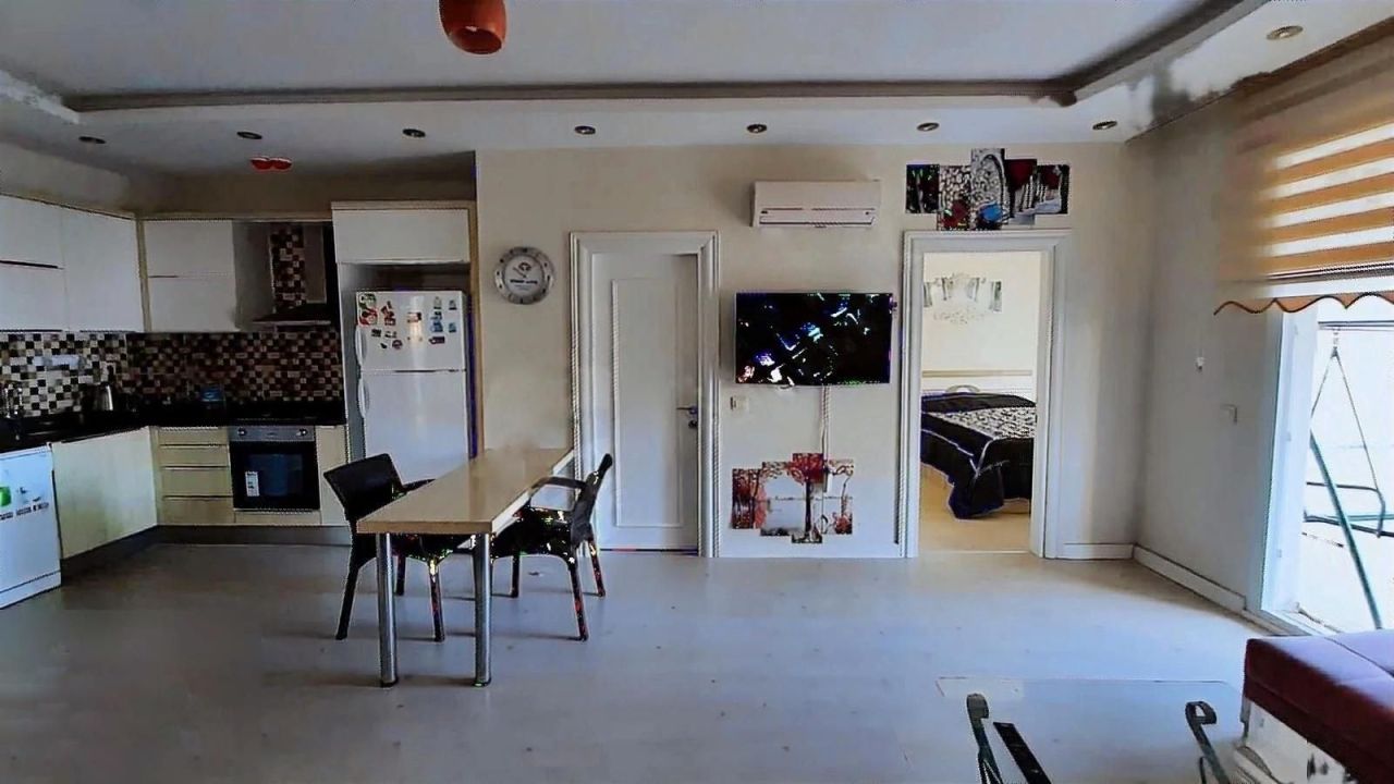 Квартира в Мерсине, Турция, 50 м² - фото 1