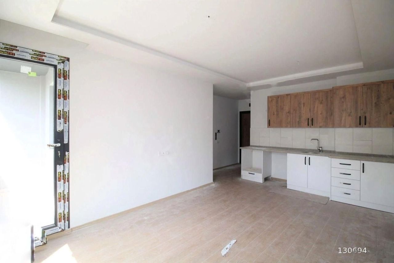 Квартира в Мерсине, Турция, 109 м² - фото 1