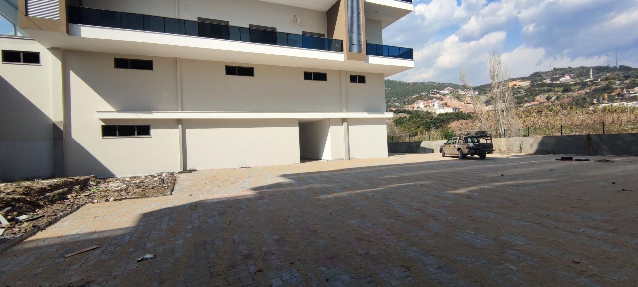 Квартира в Алании, Турция, 180 м² - фото 1