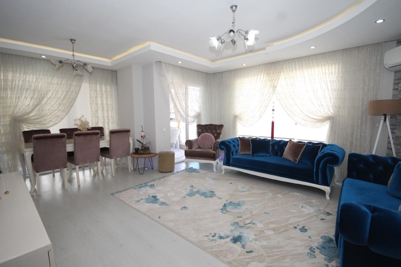 Квартира в Алании, Турция, 160 м² - фото 1