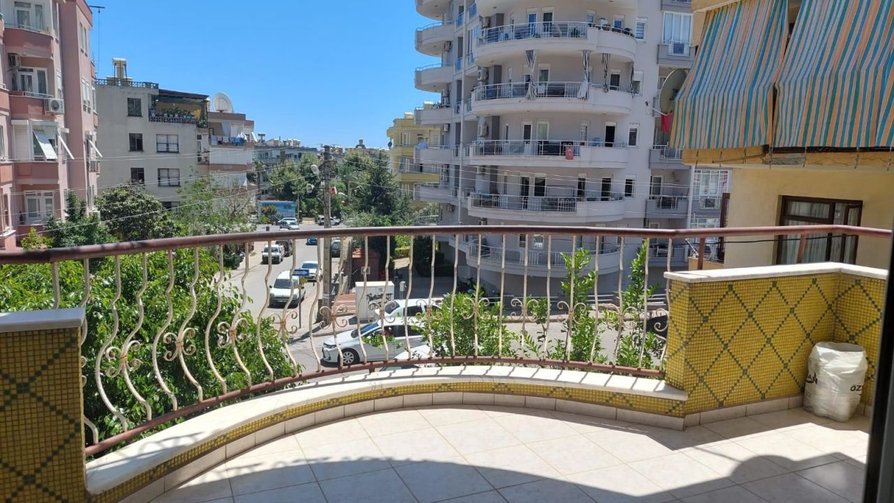 Квартира в Алании, Турция, 160 м² - фото 1