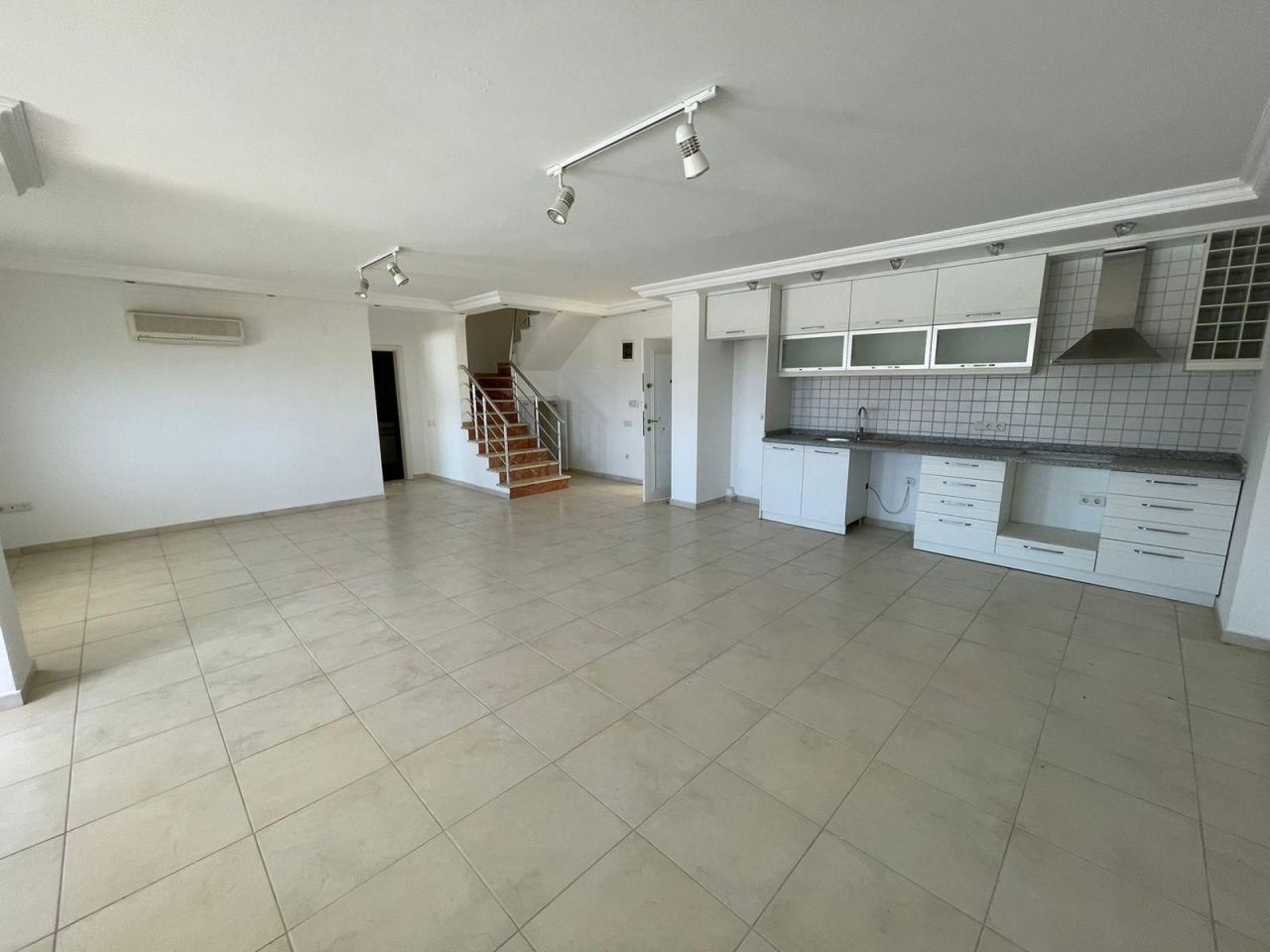 Пентхаус в Алании, Турция, 196 м² - фото 1