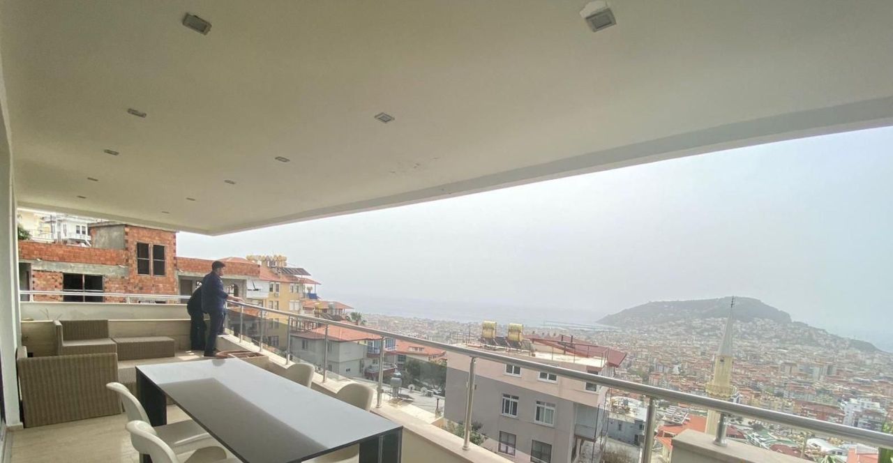 Пентхаус в Алании, Турция, 250 м² - фото 1