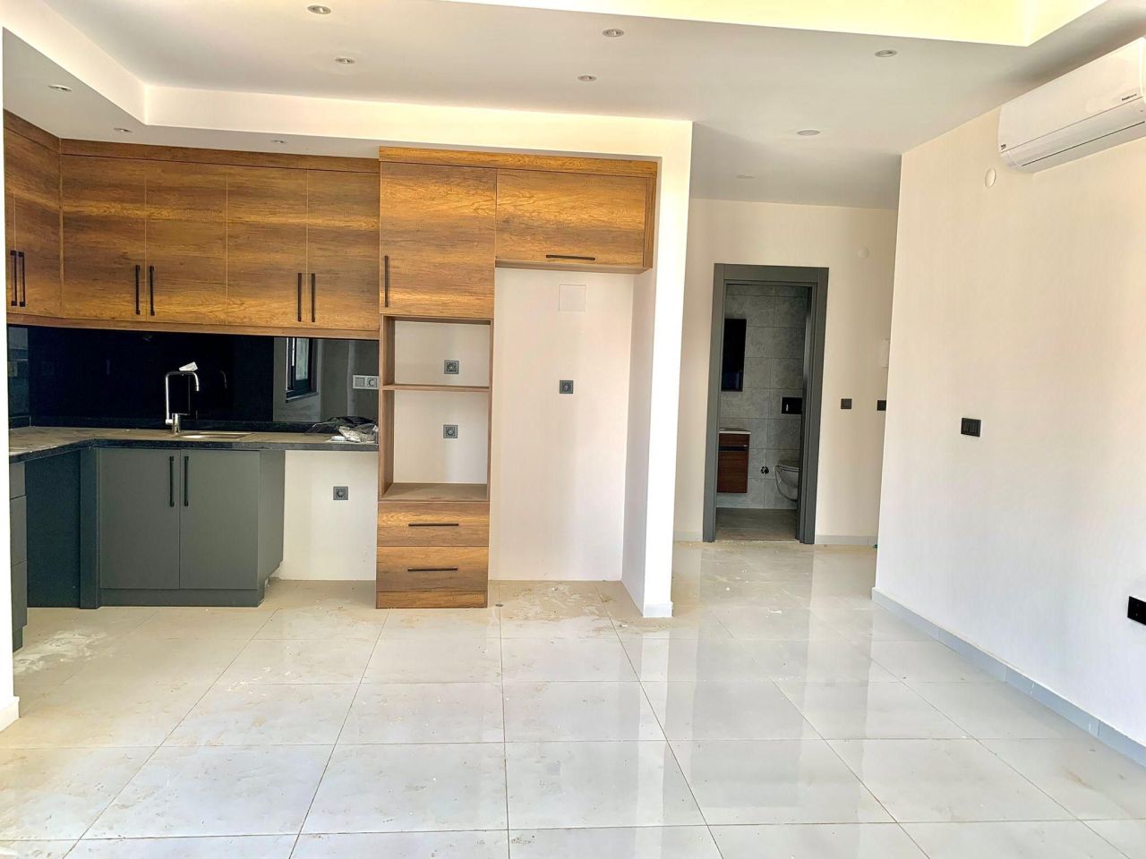 Квартира в Алании, Турция, 60 м² - фото 1