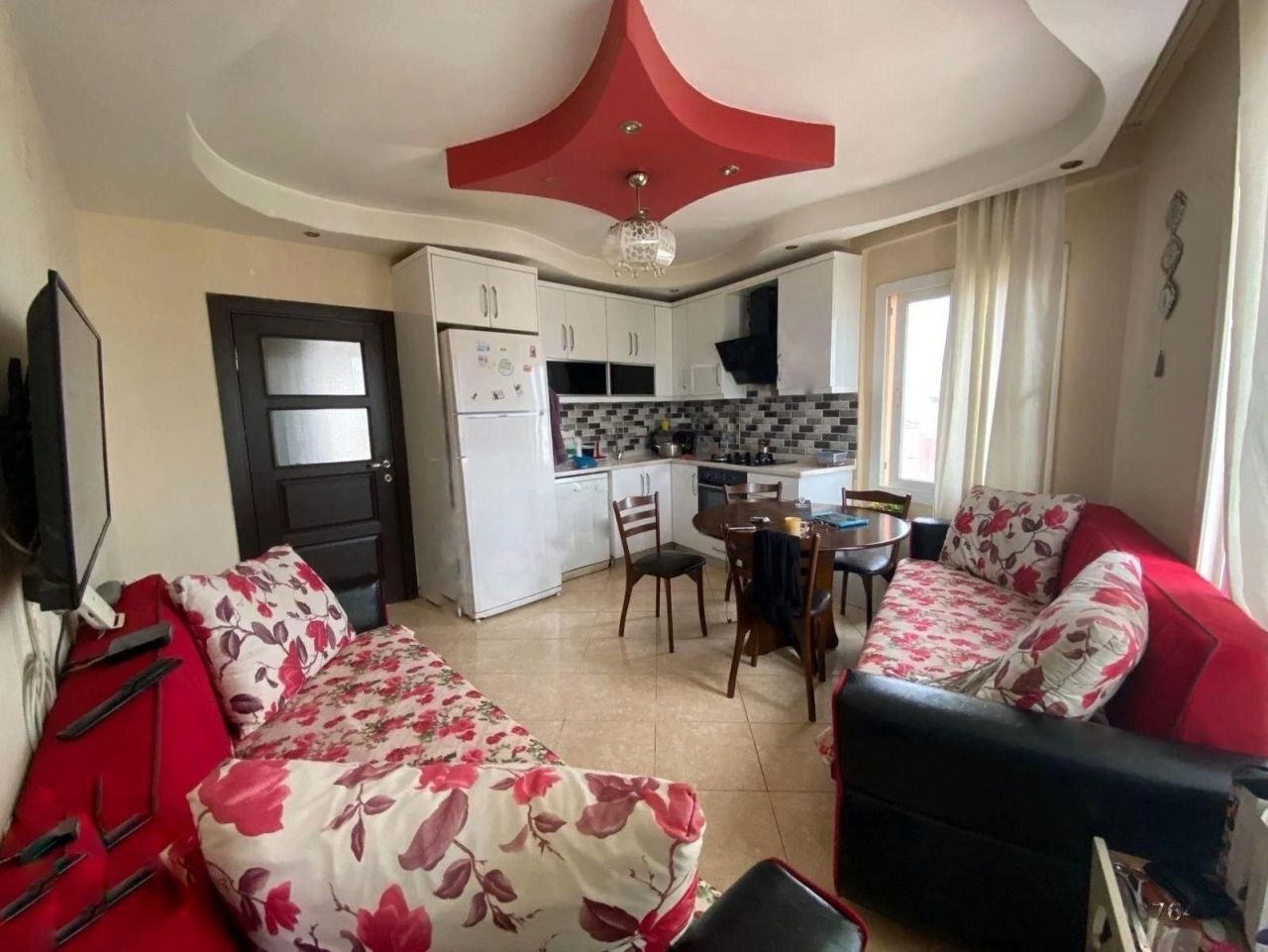 Квартира в Мерсине, Турция, 139 м² - фото 1