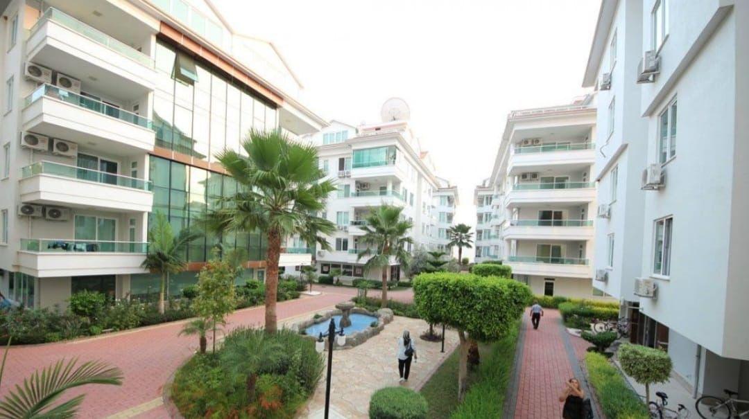 Квартира в Кестеле, Турция, 280 м² - фото 1