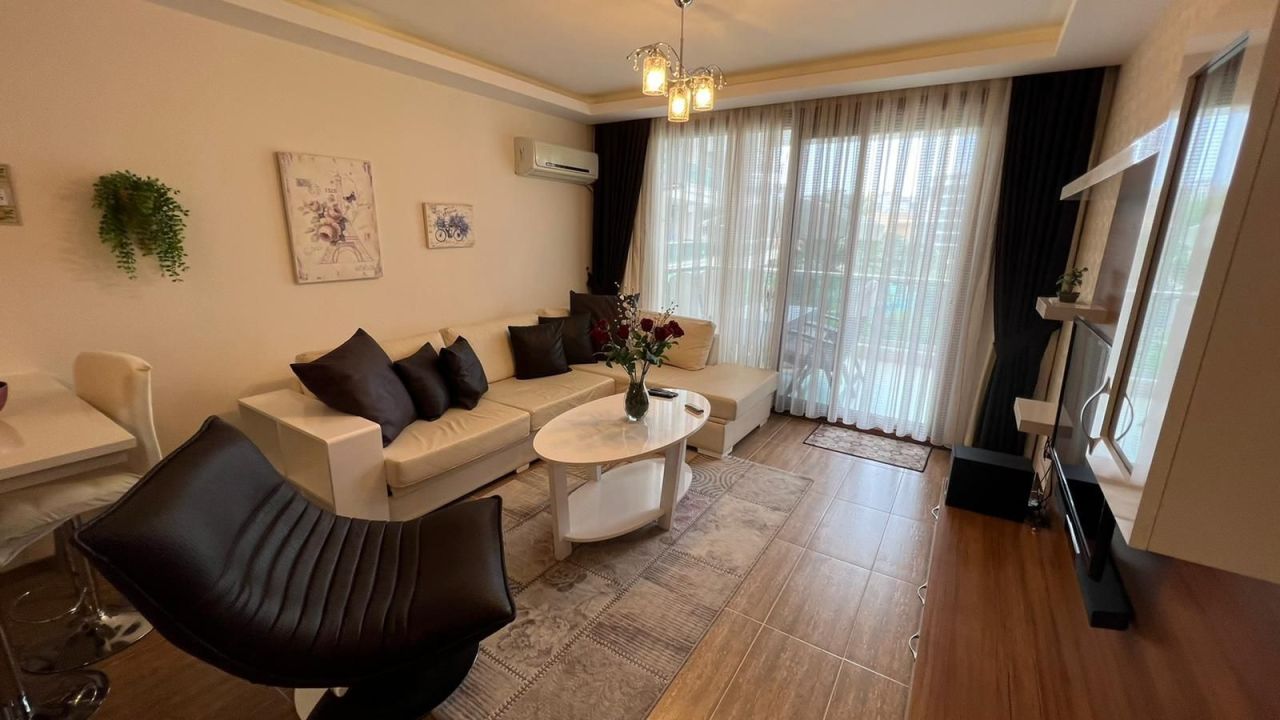 Квартира в Алании, Турция, 70 м² - фото 1