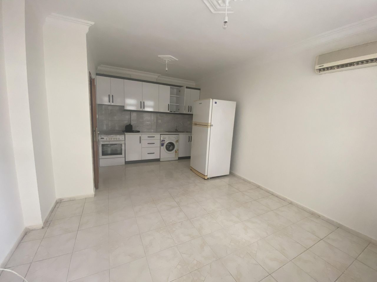 Квартира в Алании, Турция, 65 м² - фото 1