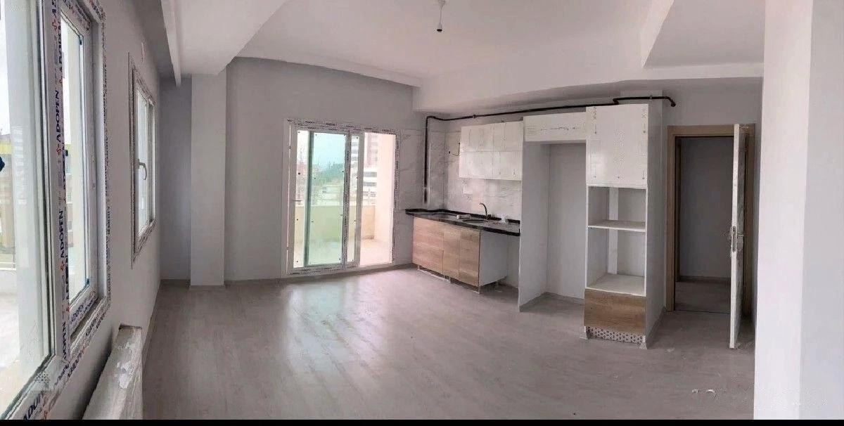 Квартира в Мерсине, Турция, 110 м² - фото 1