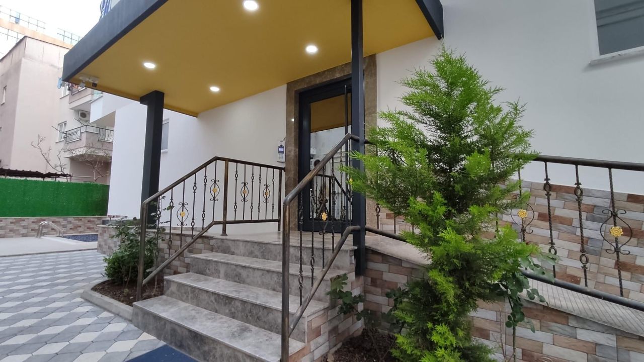 Квартира в Алании, Турция, 275 м² - фото 1