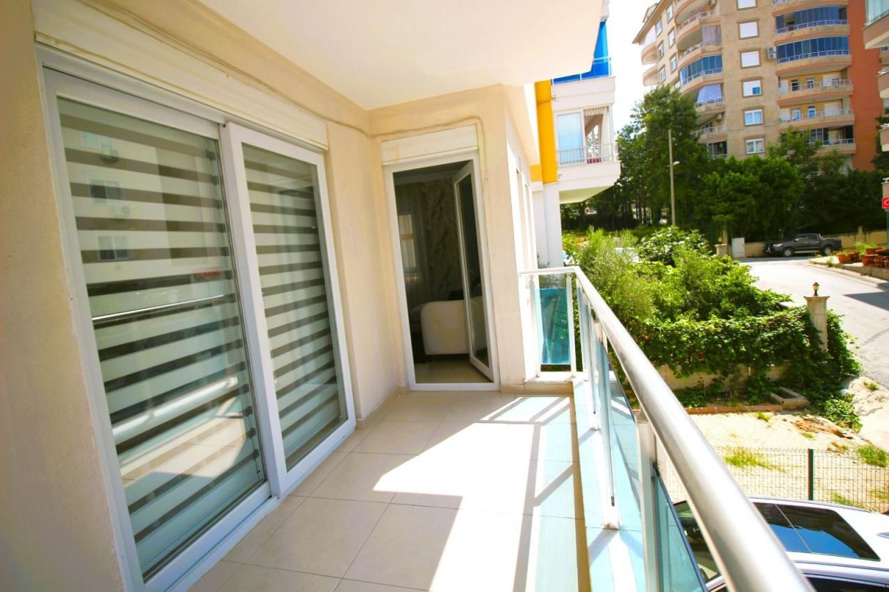 Квартира в Алании, Турция, 80 м² - фото 1