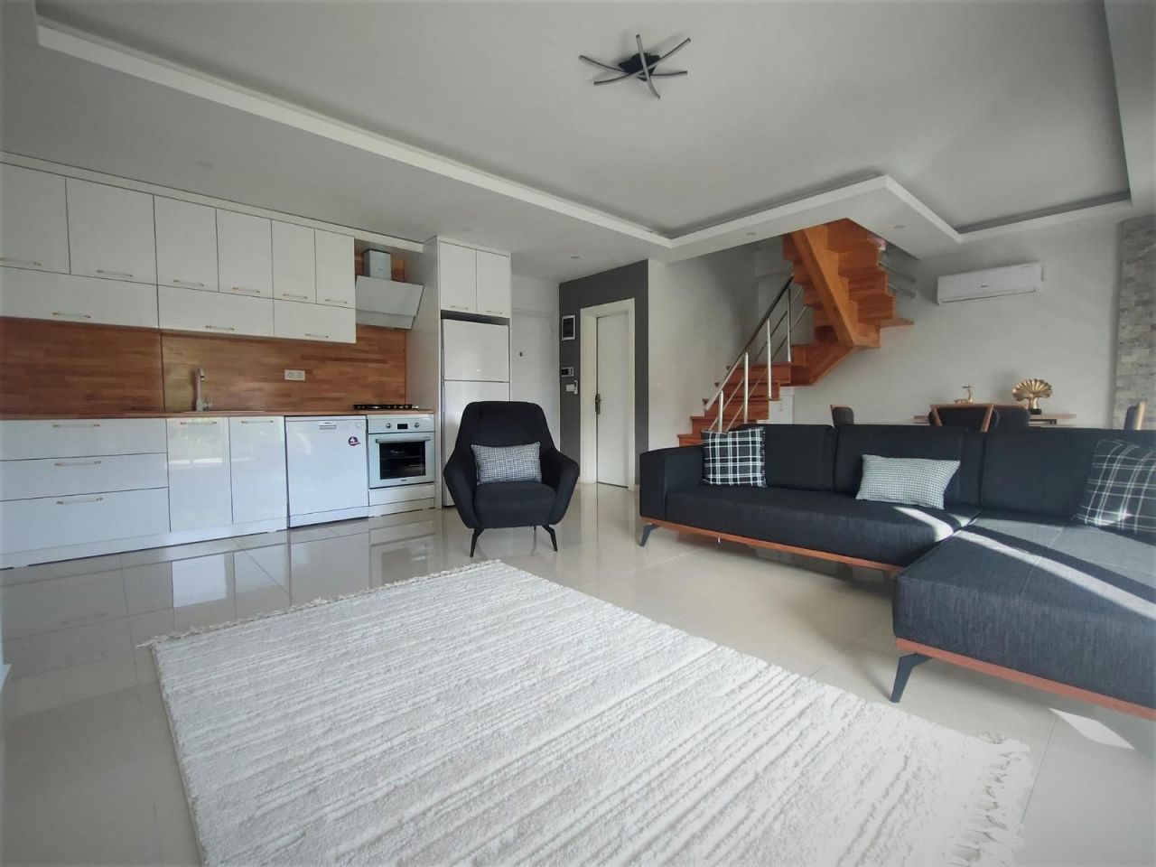 Пентхаус в Кестеле, Турция, 120 м² - фото 1