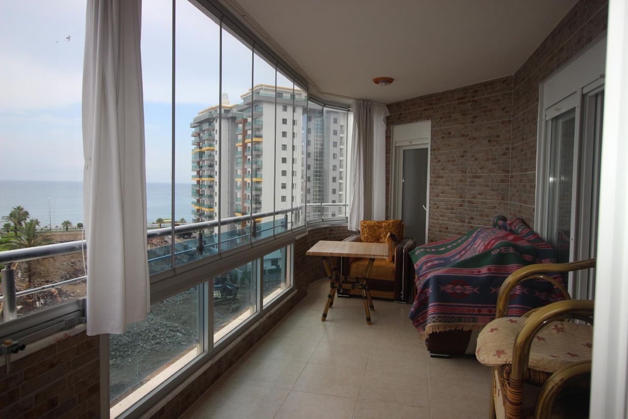 Пентхаус в Алании, Турция, 220 м² - фото 1
