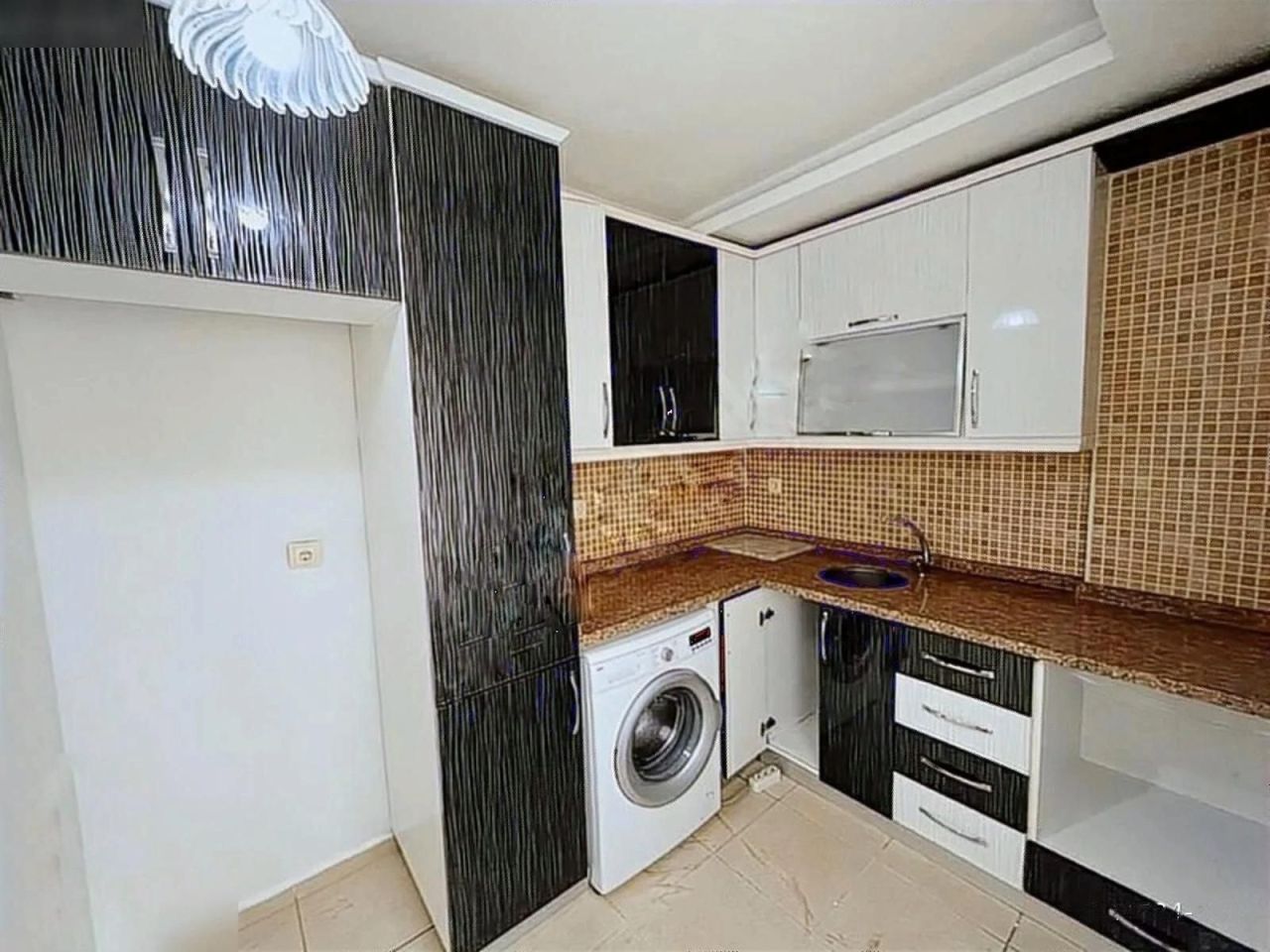 Квартира в Мерсине, Турция, 90 м² - фото 2