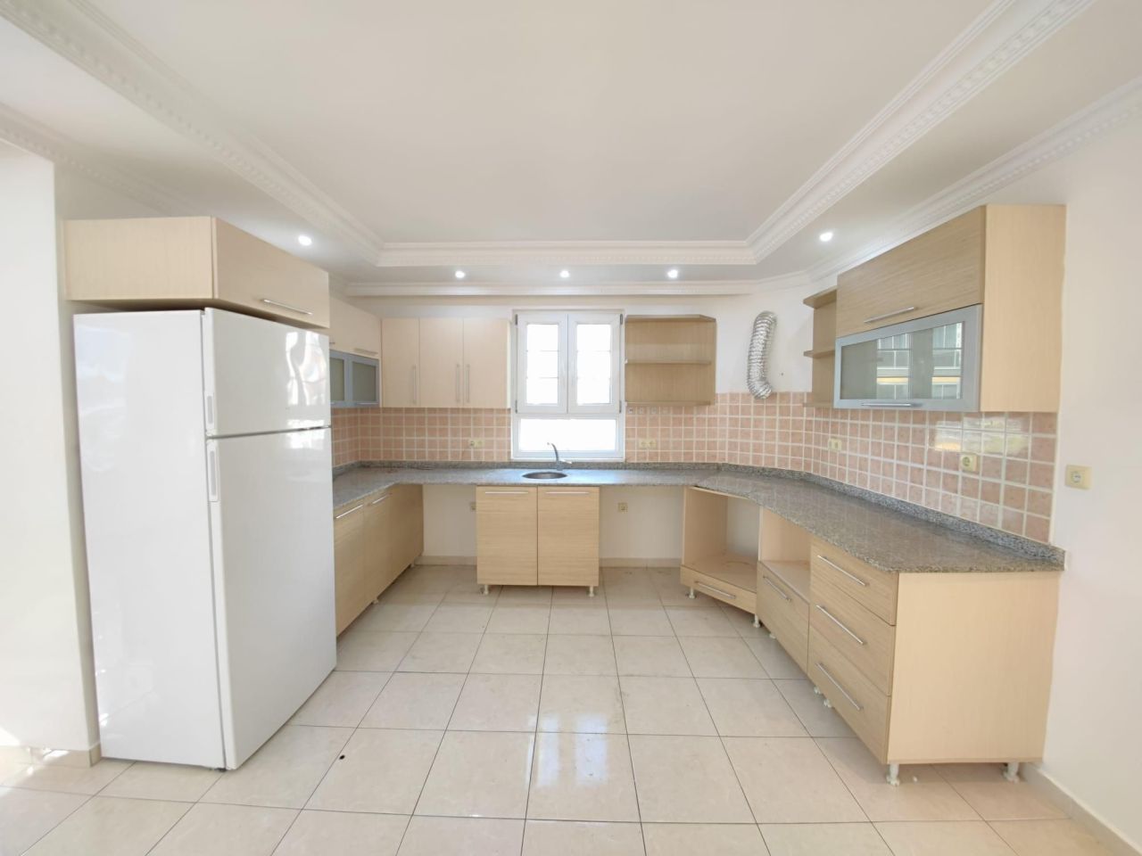 Квартира в Алании, Турция, 120 м² - фото 2