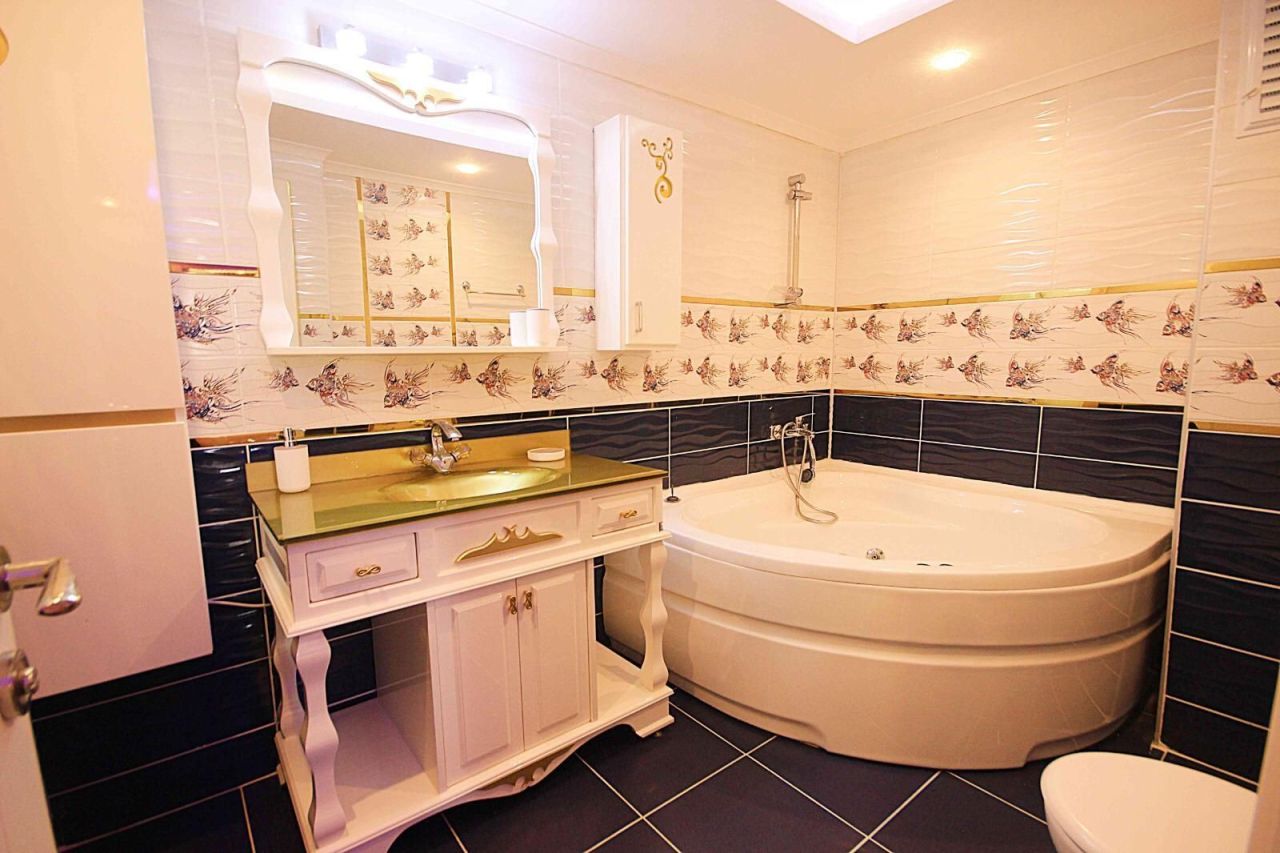 Квартира в Алании, Турция, 220 м² - фото 2