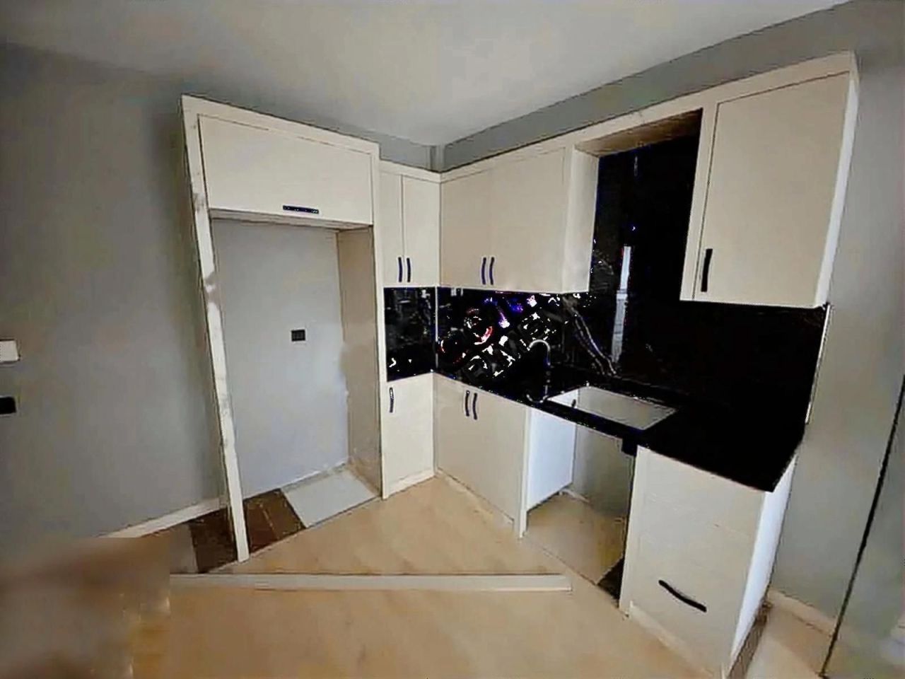 Квартира в Мерсине, Турция, 45 м² - фото 2