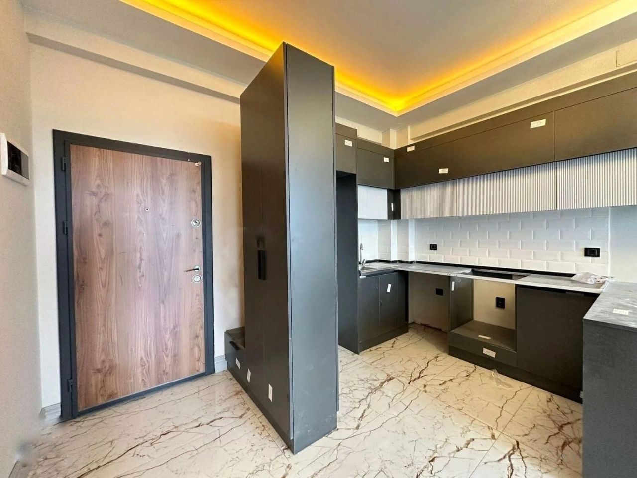 Квартира в Мерсине, Турция, 40 м² - фото 2