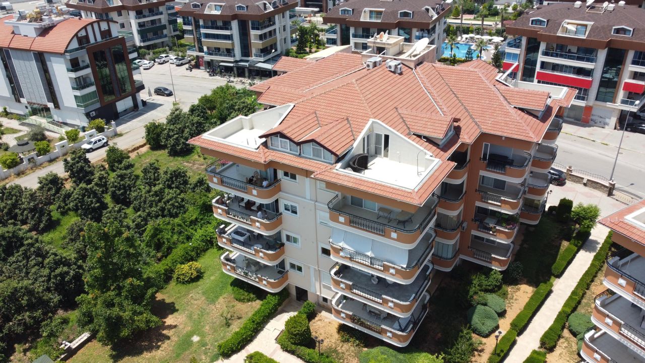 Квартира в Алании, Турция, 250 м² - фото 2