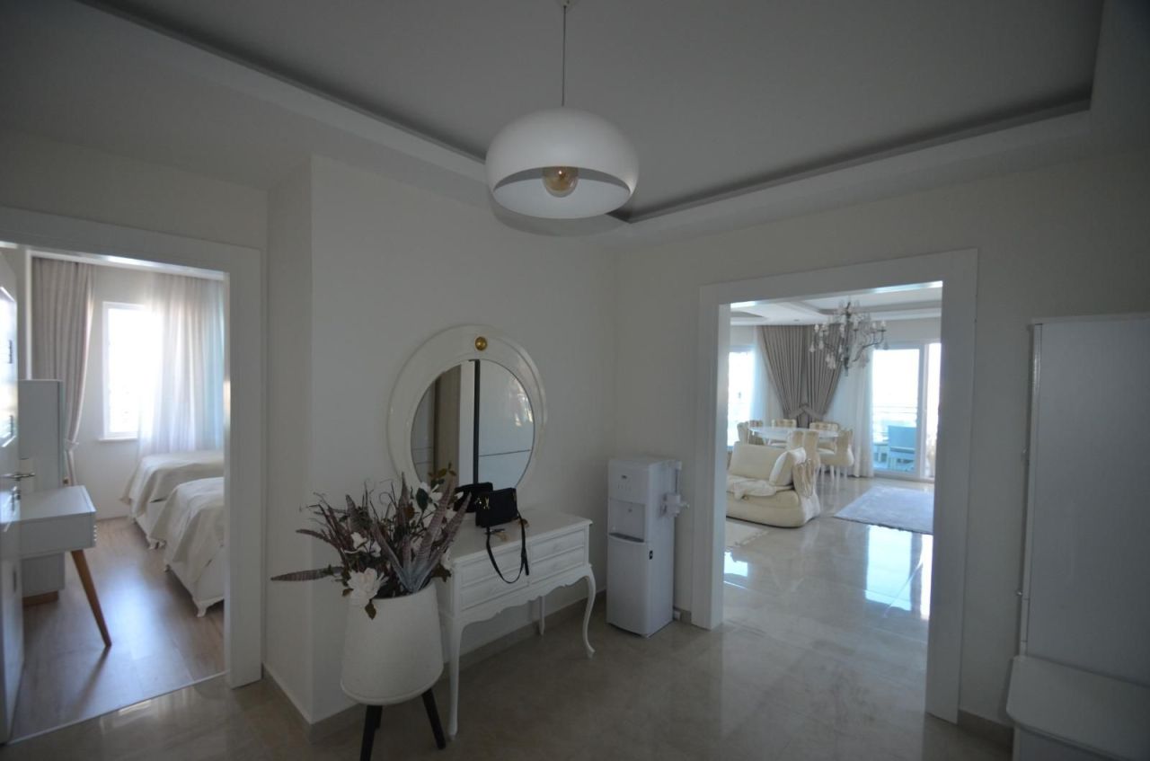 Квартира в Алании, Турция, 170 м² - фото 3
