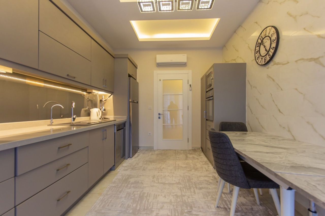 Квартира в Алании, Турция, 165 м² - фото 2