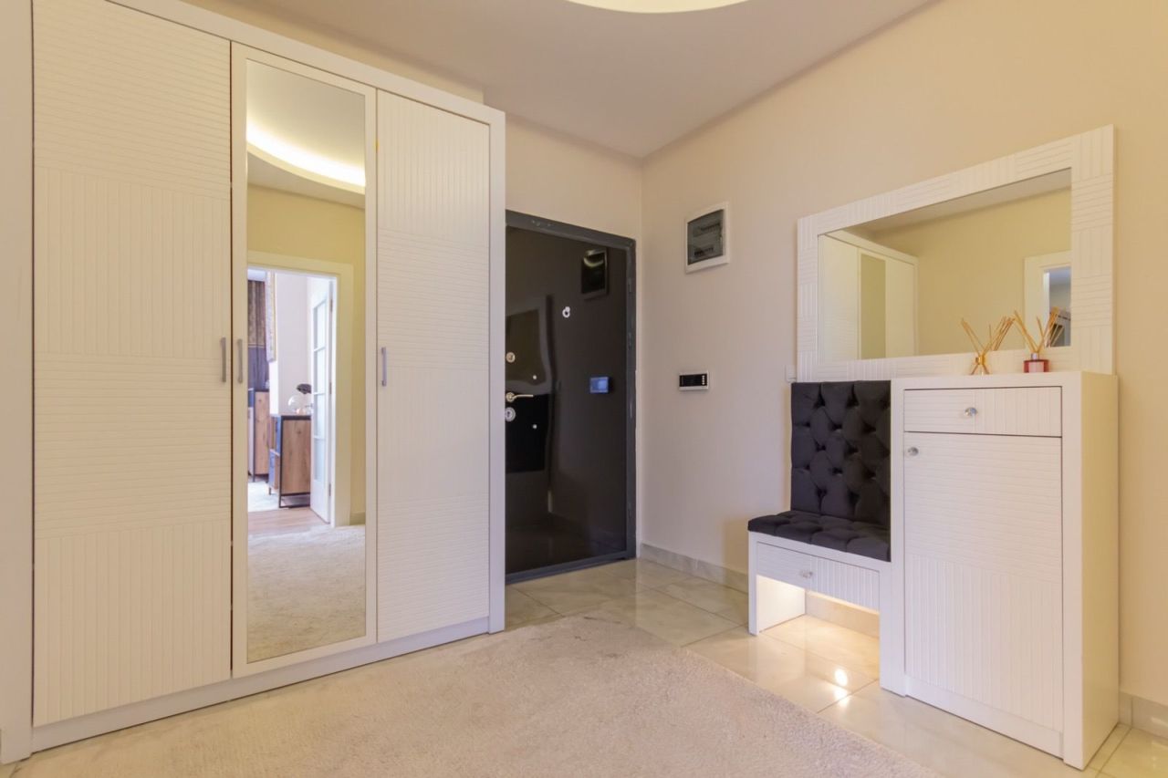 Квартира в Алании, Турция, 165 м² - фото 1