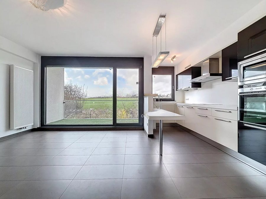 Квартира в Люксембурге, Люксембург, 82 м² - фото 1