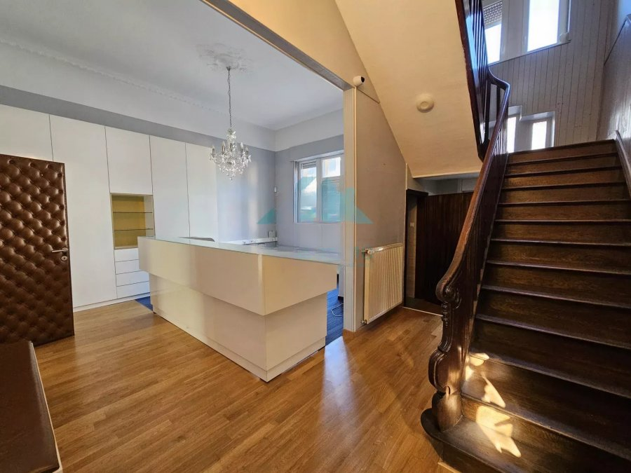 Квартира в Люксембурге, Люксембург, 160 м² - фото 1