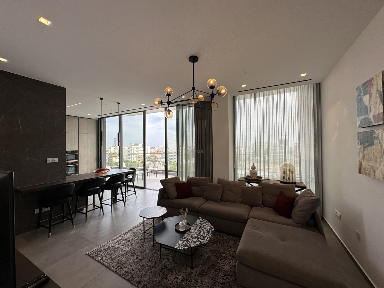 Квартира в Айос-Атанасиосе, Кипр, 134 м² - фото 1