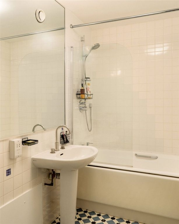 Квартира в Лондоне, Великобритания, 51 м² - фото 2