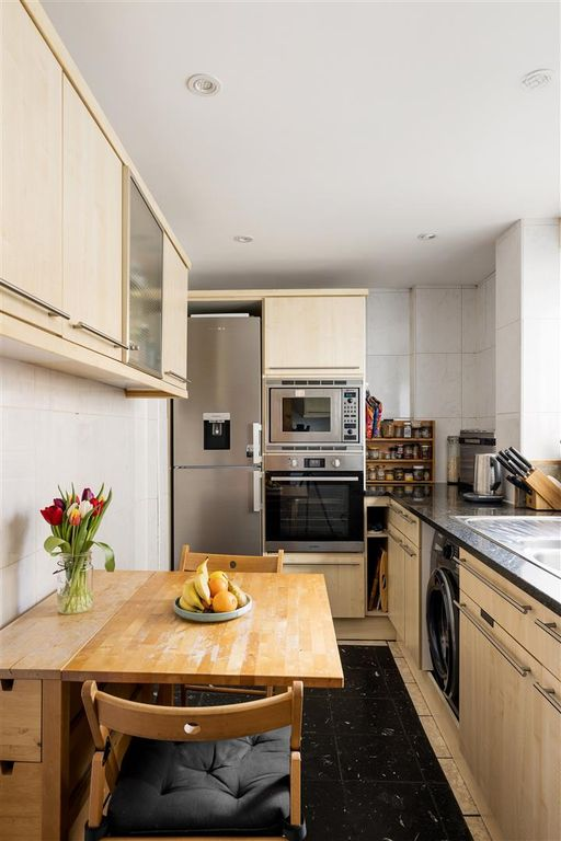 Квартира в Лондоне, Великобритания, 62 м² - фото 2