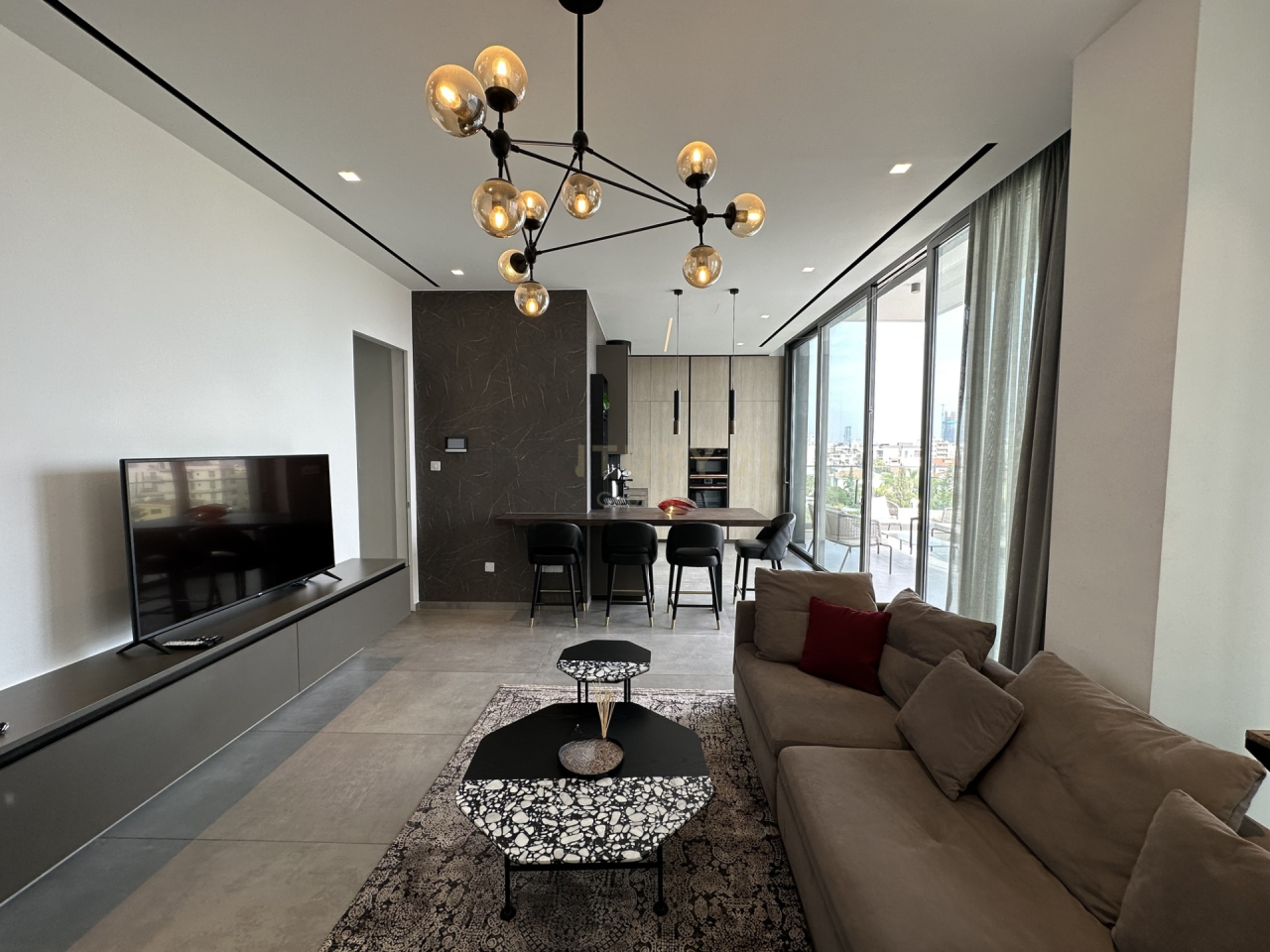 Квартира в Айос-Атанасиосе, Кипр, 134 м² - фото 2