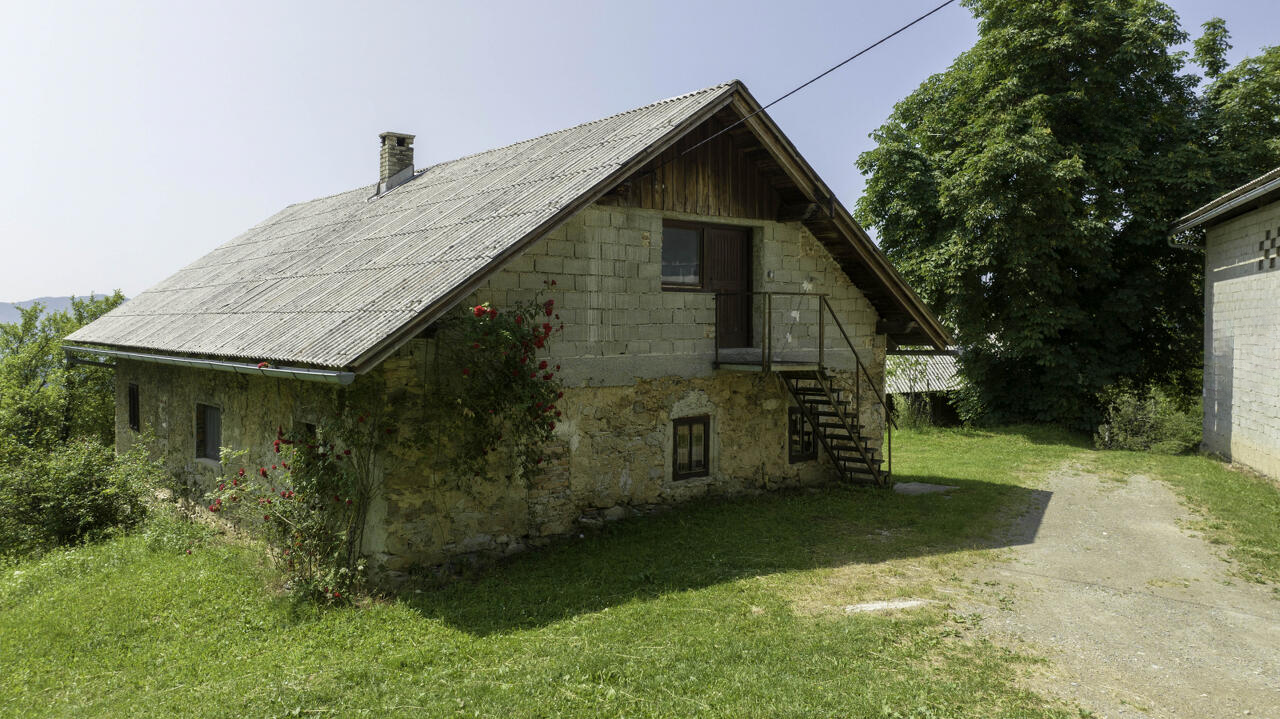 Ферма в Лашко, Словения, 100 000 м² - фото 6