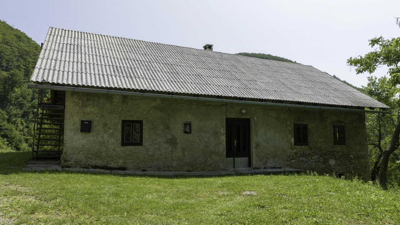 Ферма в Лашко, Словения, 100 000 м² - фото 9