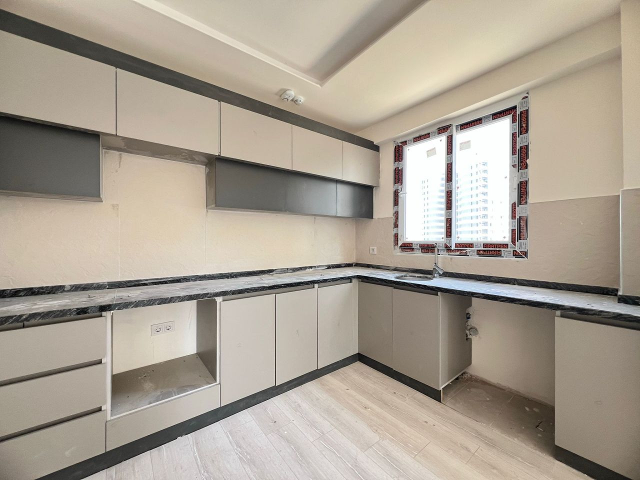 Квартира в Мерсине, Турция, 90 м² - фото 2