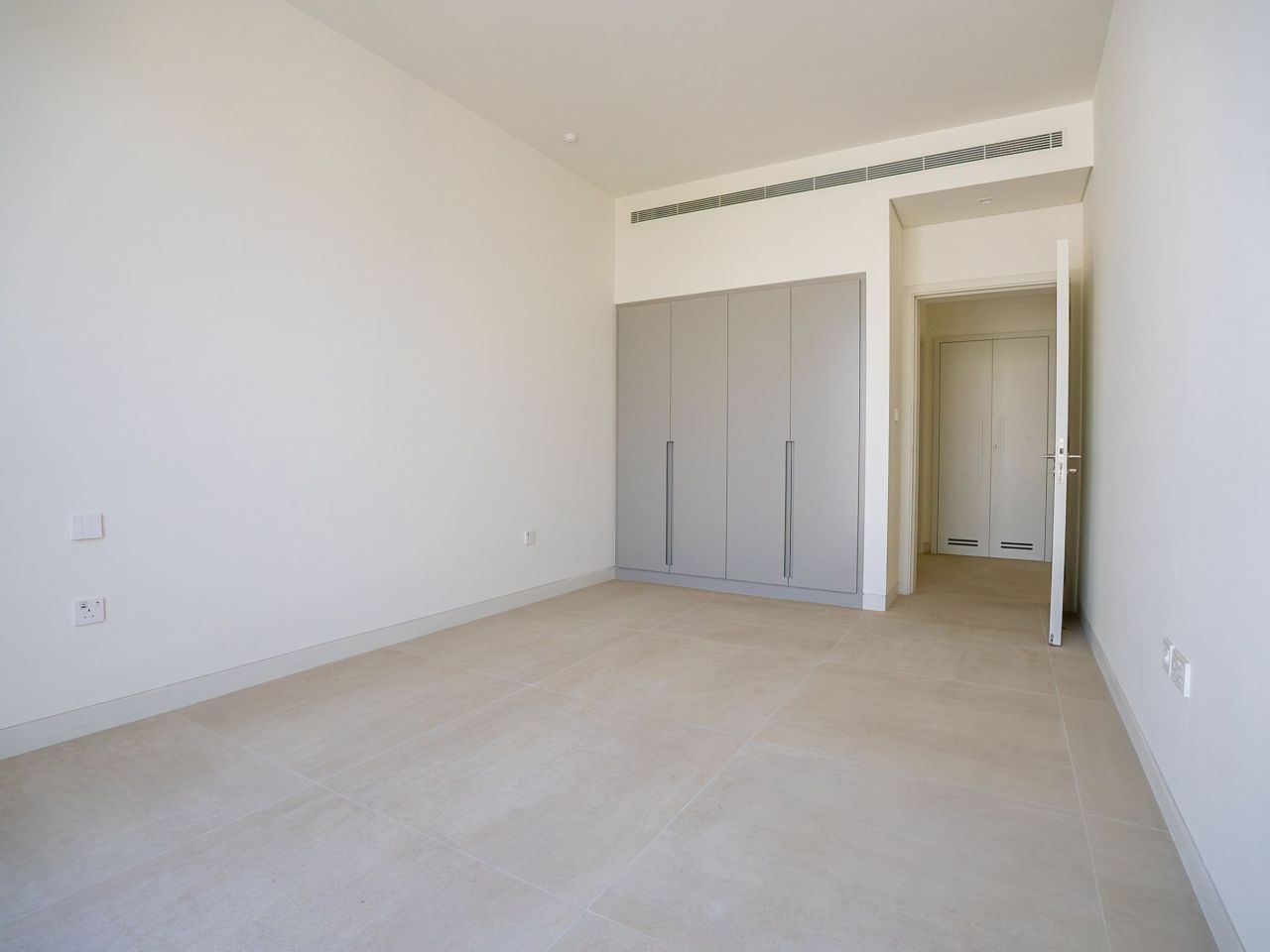 Вилла в Дубае, ОАЭ, 248.6 м² - фото 13