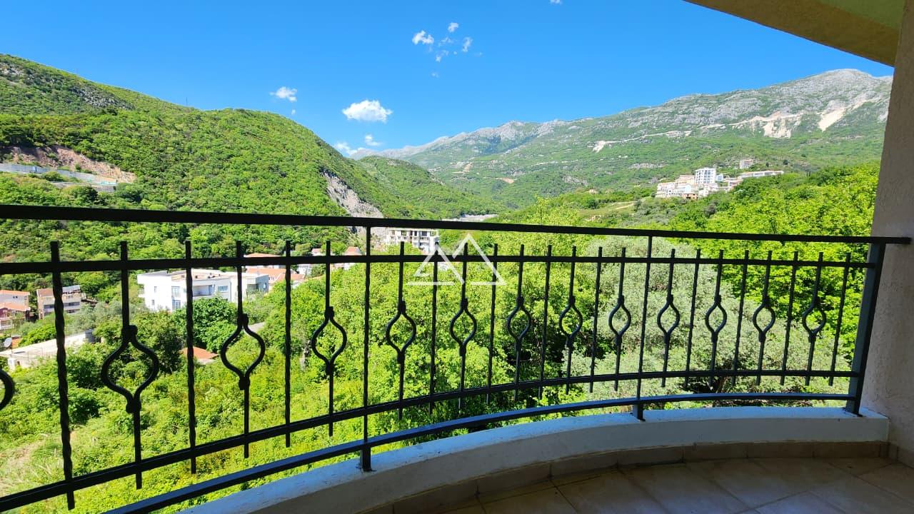 Апартаменты в Рафаиловичах, Черногория, 106 м² - фото 1