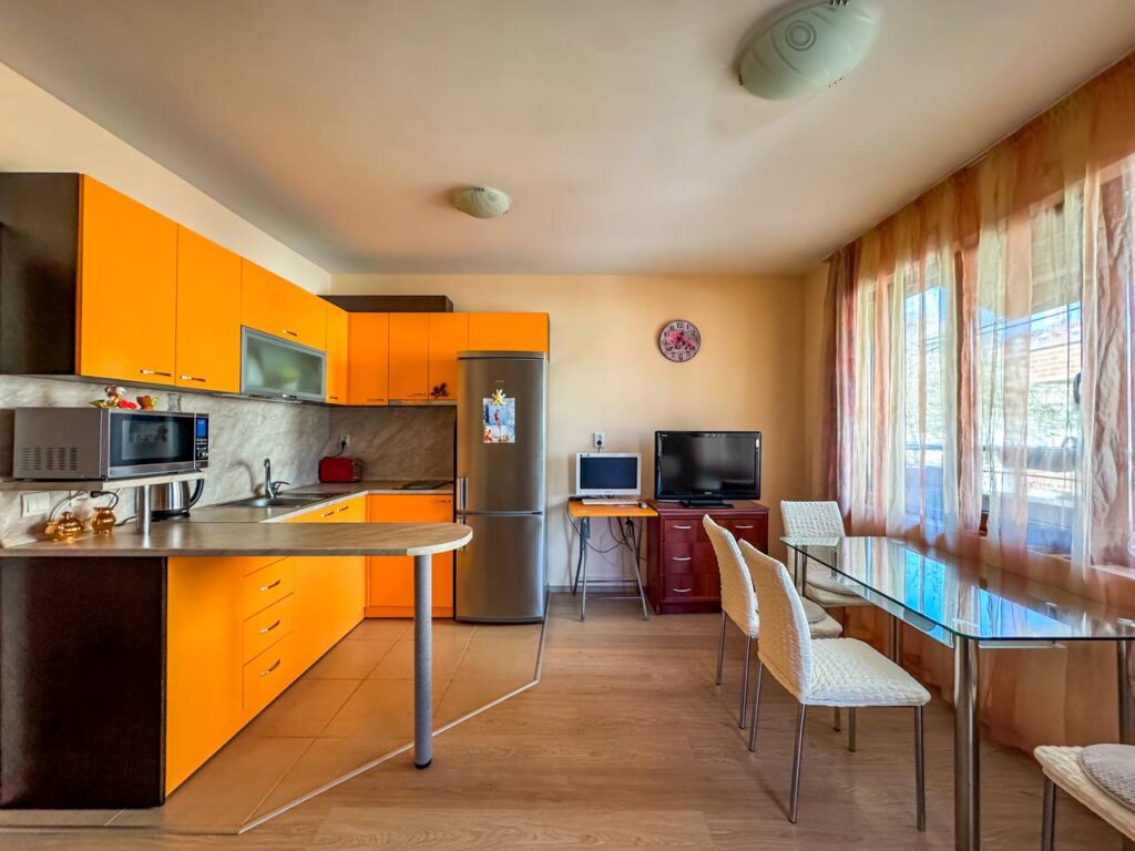 Квартира в Бургасе, Болгария, 72 м² - фото 2