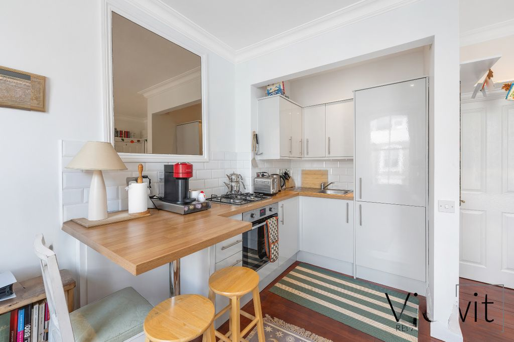 Квартира в Лондоне, Великобритания, 40 м² - фото 6