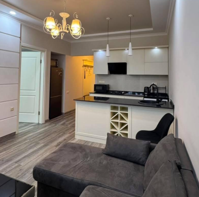 Квартира в Батуми, Грузия, 52 м² - фото 1