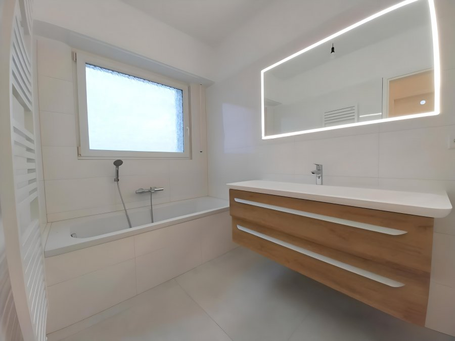 Квартира в Люксембурге, Люксембург, 90 м² - фото 1