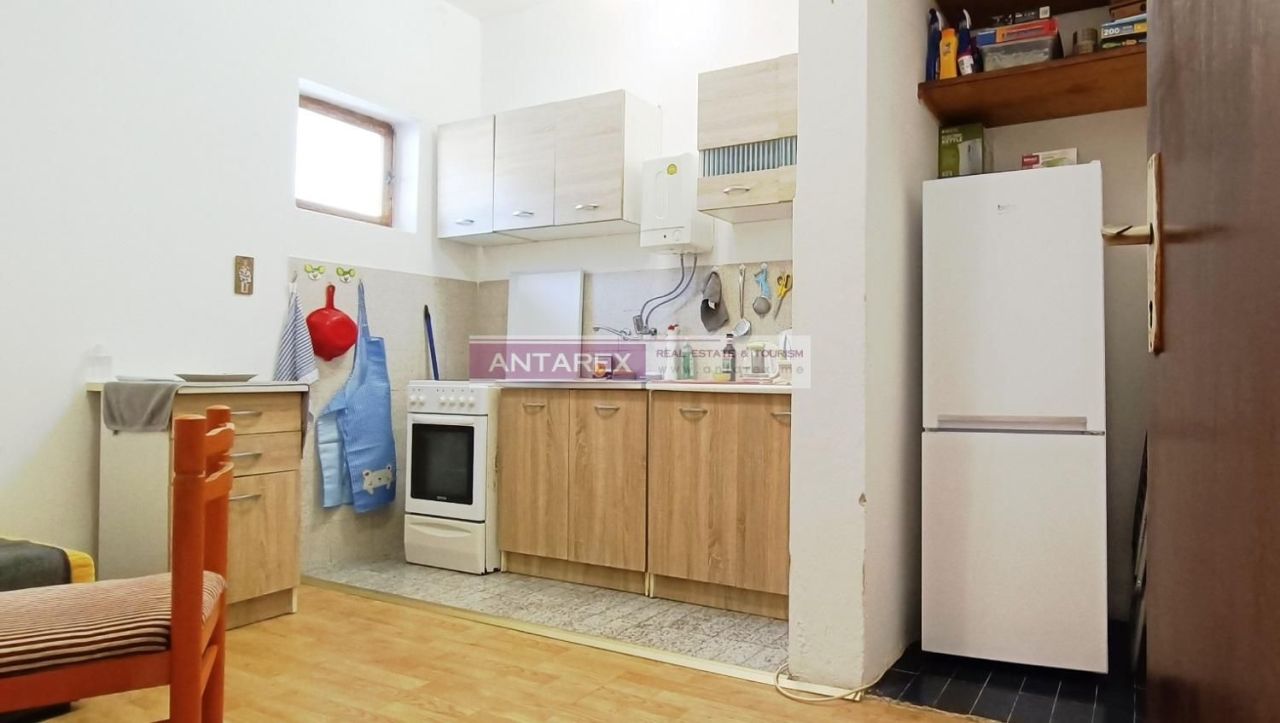 Апартаменты в Херцег-Нови, Черногория, 35 м² - фото 1