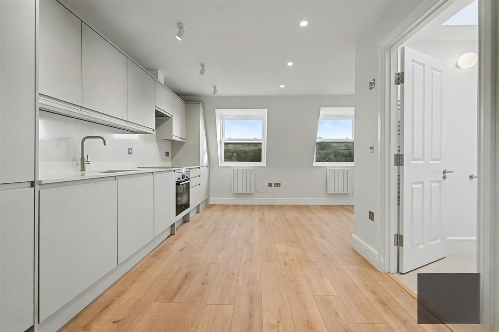 Квартира в Лондоне, Великобритания, 38 м² - фото 5