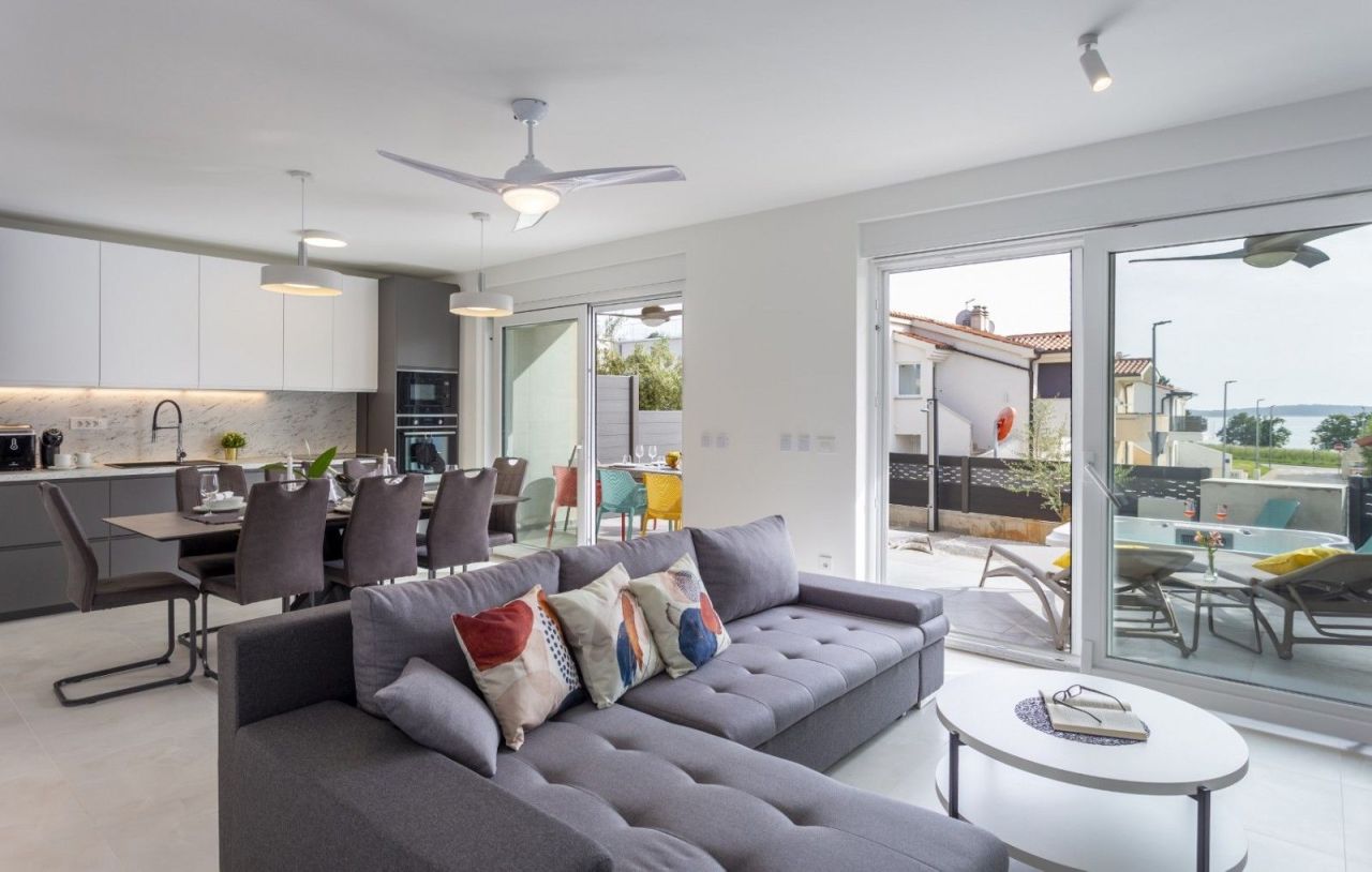 Дом в Медулине, Хорватия, 200 м² - фото 1