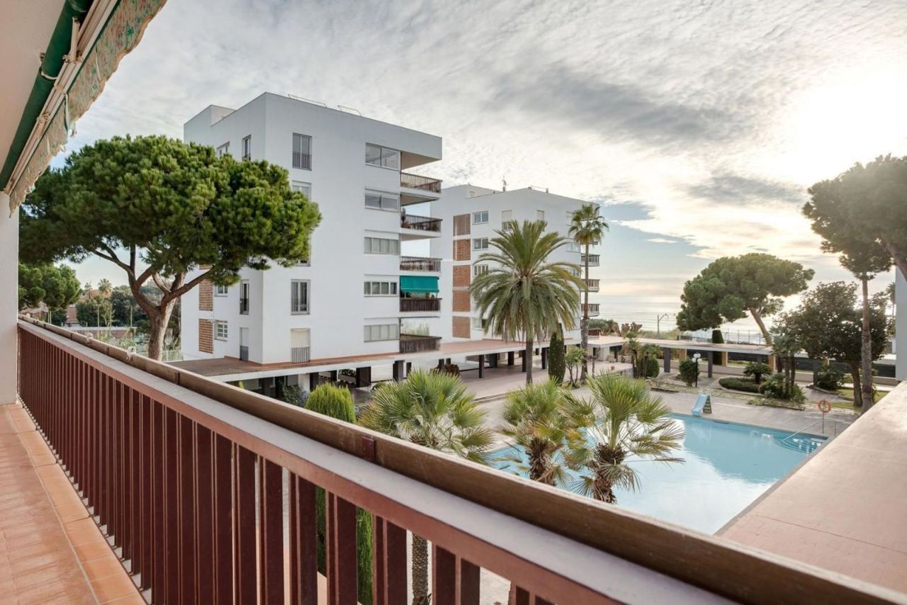 Квартира в Сан-Андрес-де-Льеванерас, Испания, 125 м² - фото 1