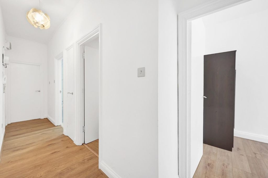 Квартира в Лондоне, Великобритания, 62 м² - фото 8