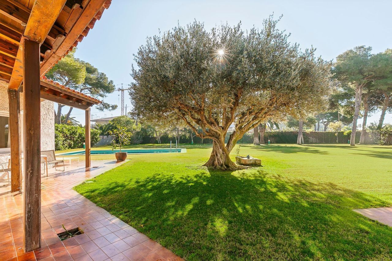 Дом Barcelona, Sitges, Испания, 390 м² - фото 10