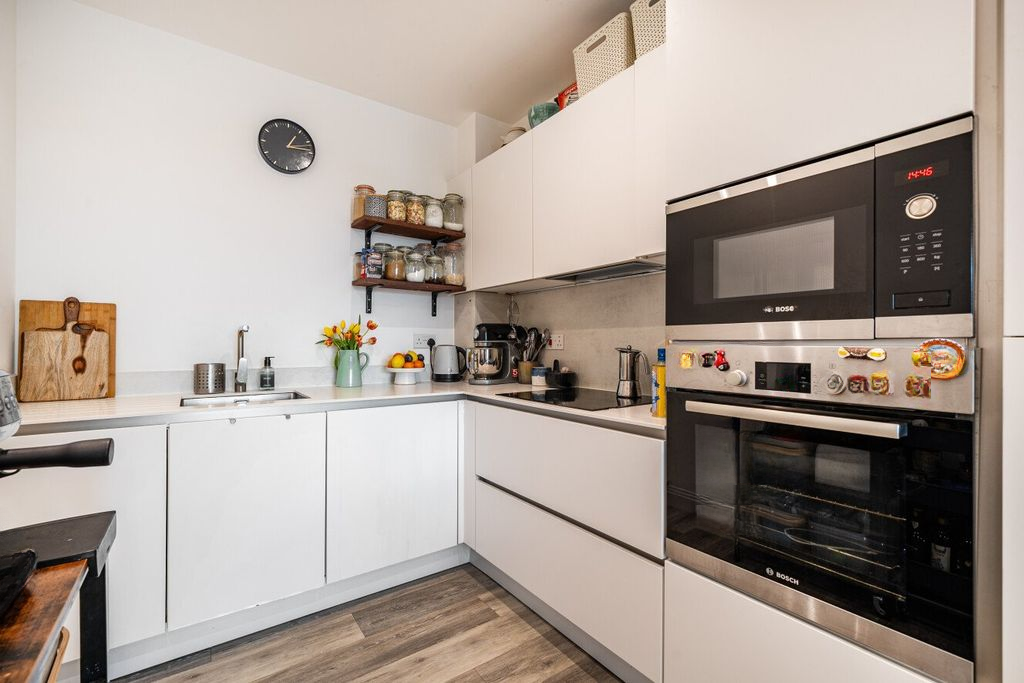 Квартира в Лондоне, Великобритания, 55 м² - фото 12