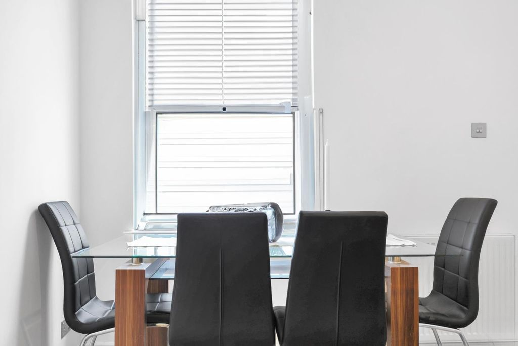 Квартира в Лондоне, Великобритания, 62 м² - фото 12